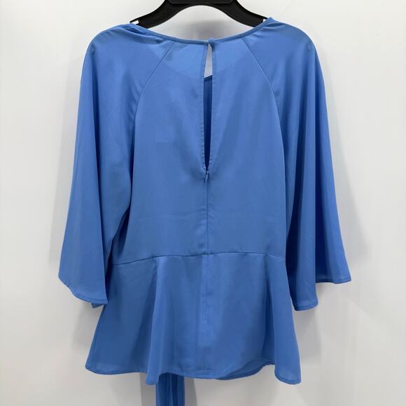 NWT Express Mock Wrap with Front Tie Accent Long Keyhole Neckline Size M - Picture 2 of 10